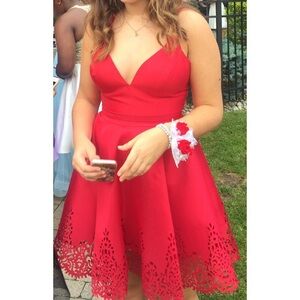 Elegant Red Sleeveless Dress